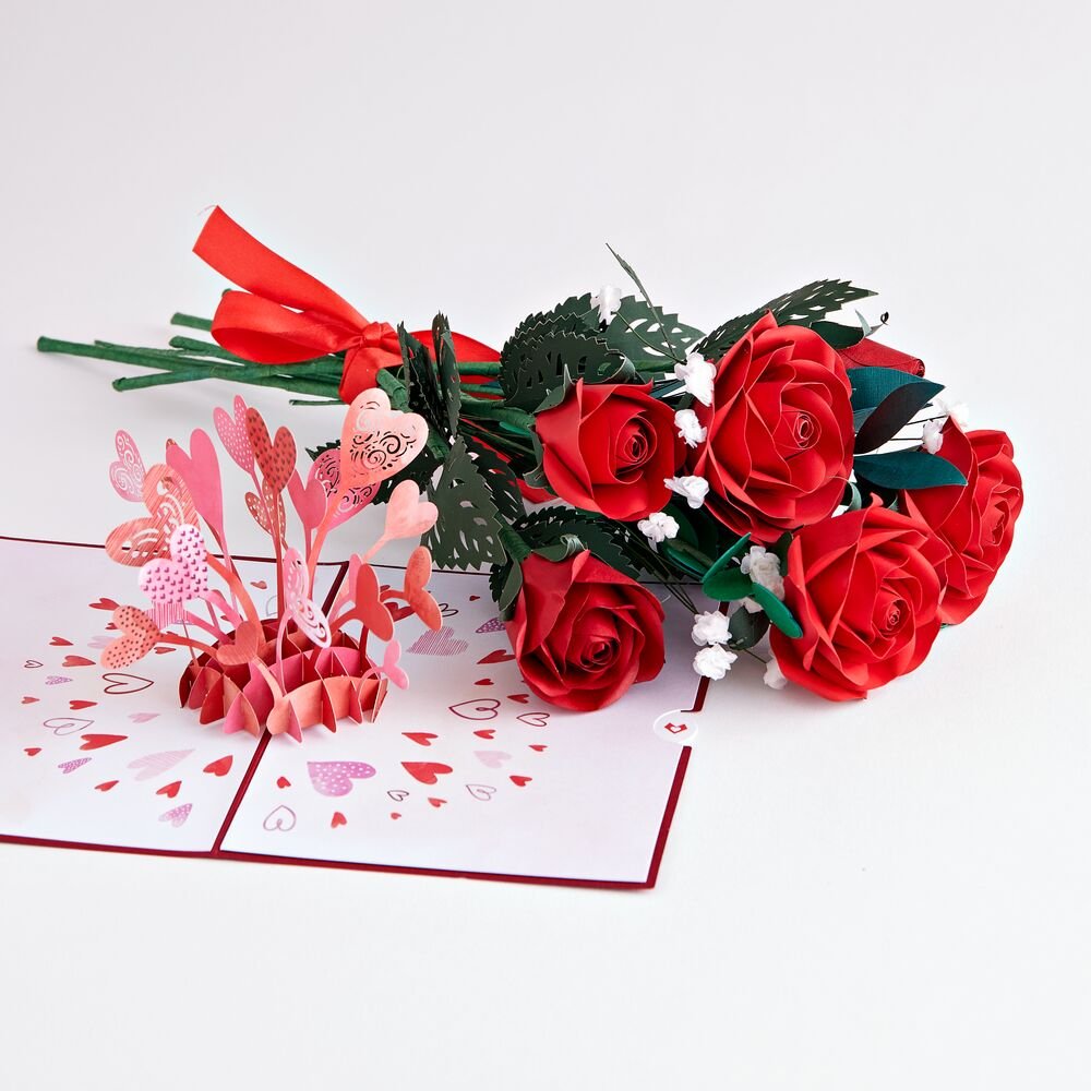 Lovepop - Handgefertigte Papierrosen + 3D Pop - Up Karte im Geschenkkarton - Onlineshop für außergewöhnliche Grußkarten und Paper Art - Online kaufen