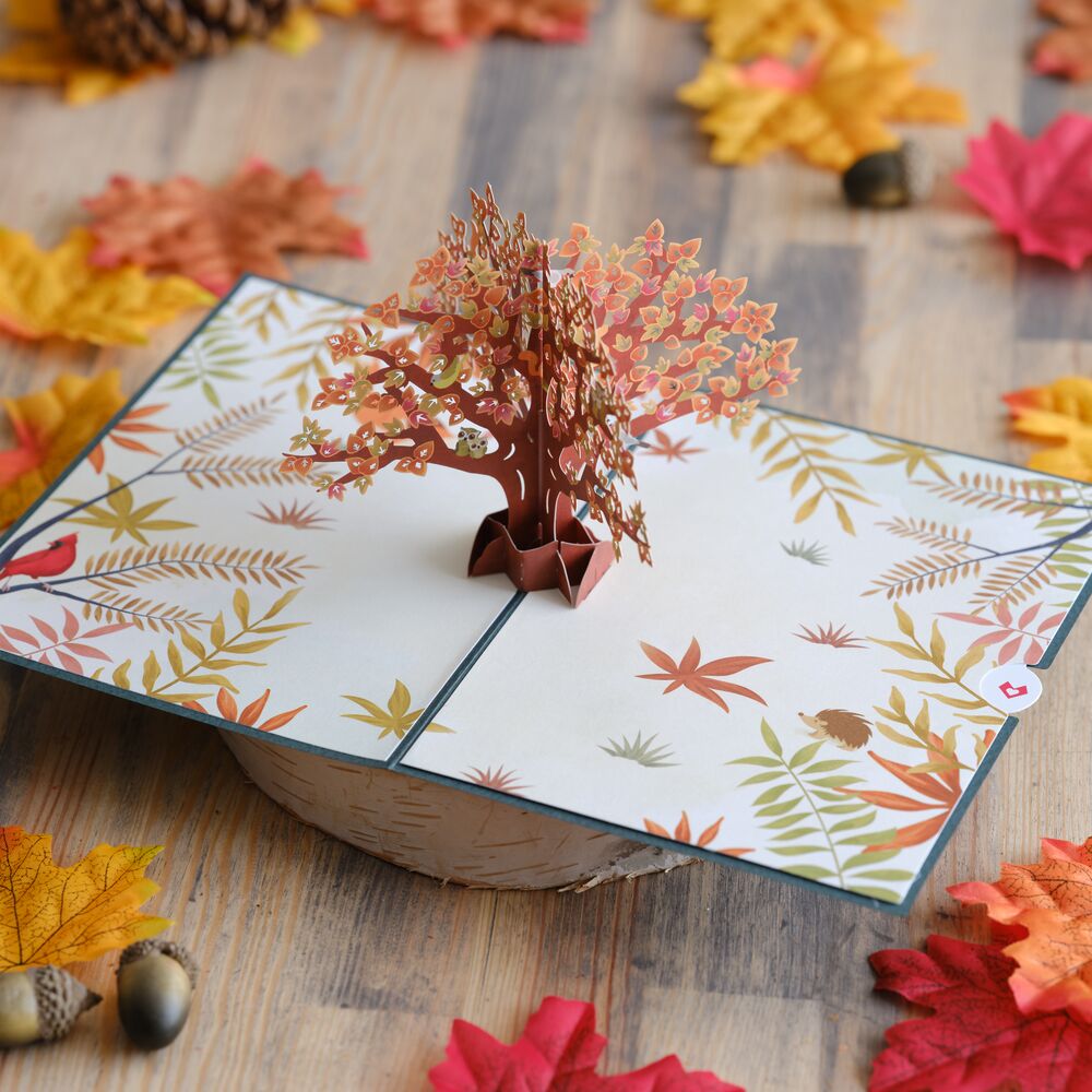 Lovepop - Herbstlicher Baum mit Waldtieren 3D Pop - Up Karte - Onlineshop für außergewöhnliche Grußkarten und Paper Art - Online kaufen