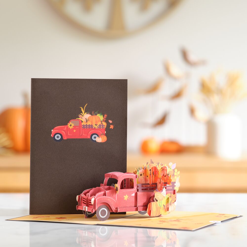 Lovepop - Roter Erntewagen 3D Pop - Up Karte - Onlineshop für außergewöhnliche Grußkarten und Paper Art - Online kaufen