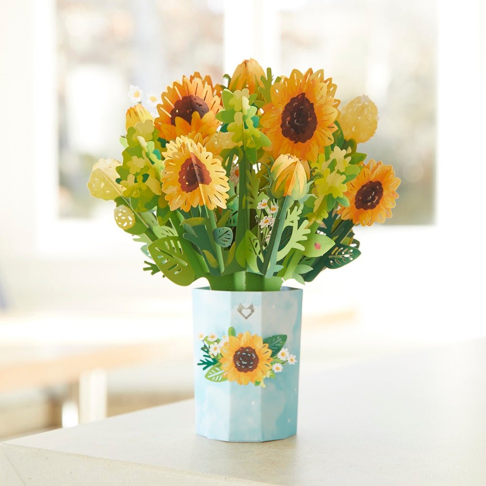 Lovepop - Sonnenblumenblütenstrauß 3D Pop - Up Bouquet - Onlineshop für außergewöhnliche Grußkarten und Paper Art - Online kaufen