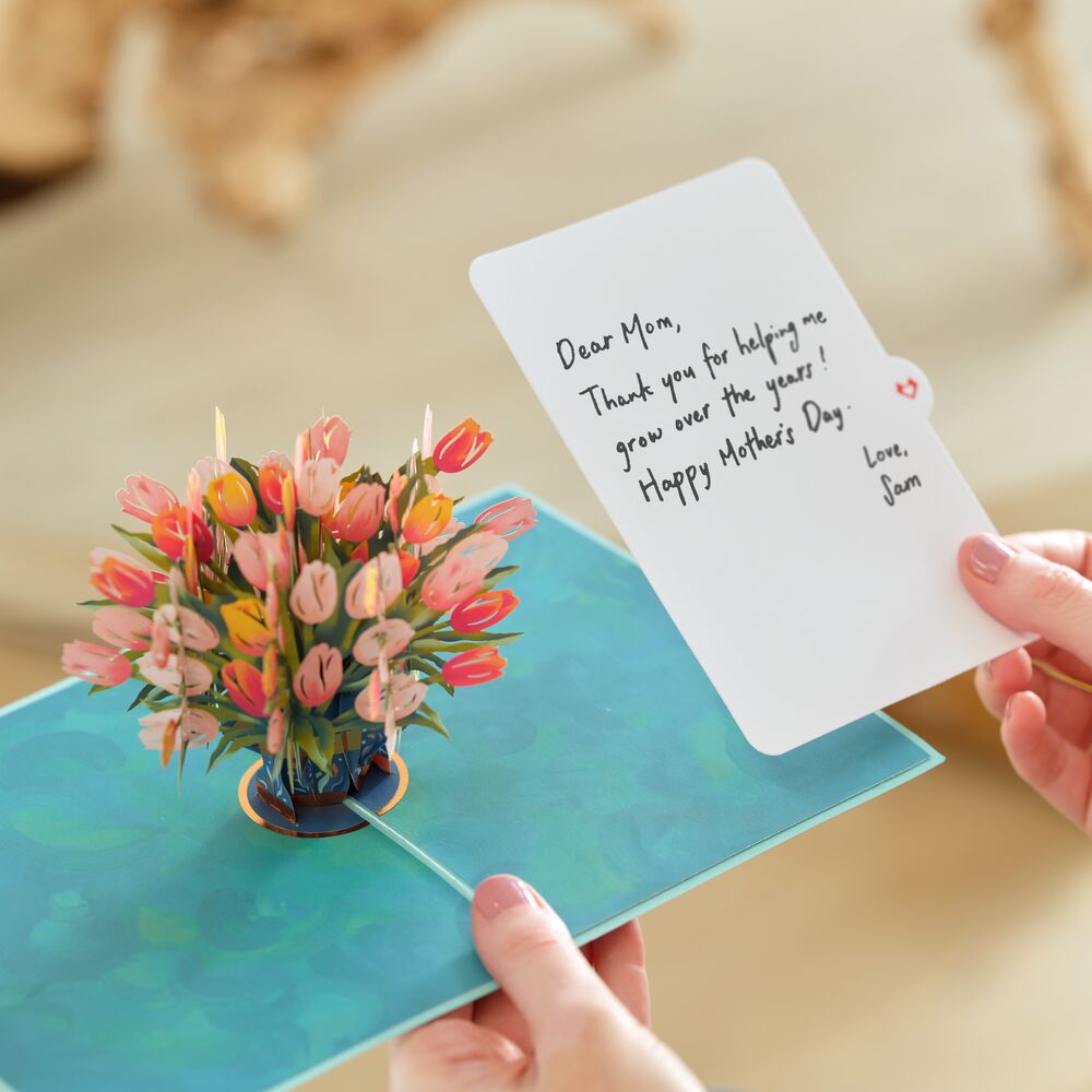 Lovepop - Tulpen zum Muttertag 3D Pop - Up Karte - Onlineshop für außergewöhnliche Grußkarten und Paper Art - Online kaufen